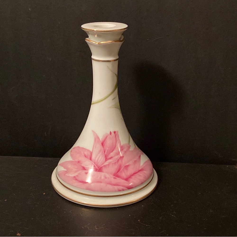 GIVENCHY ROSE PORCELAIN CANDLE STICK HOLDER FRANKLIN MINT 7''  1987 Japan